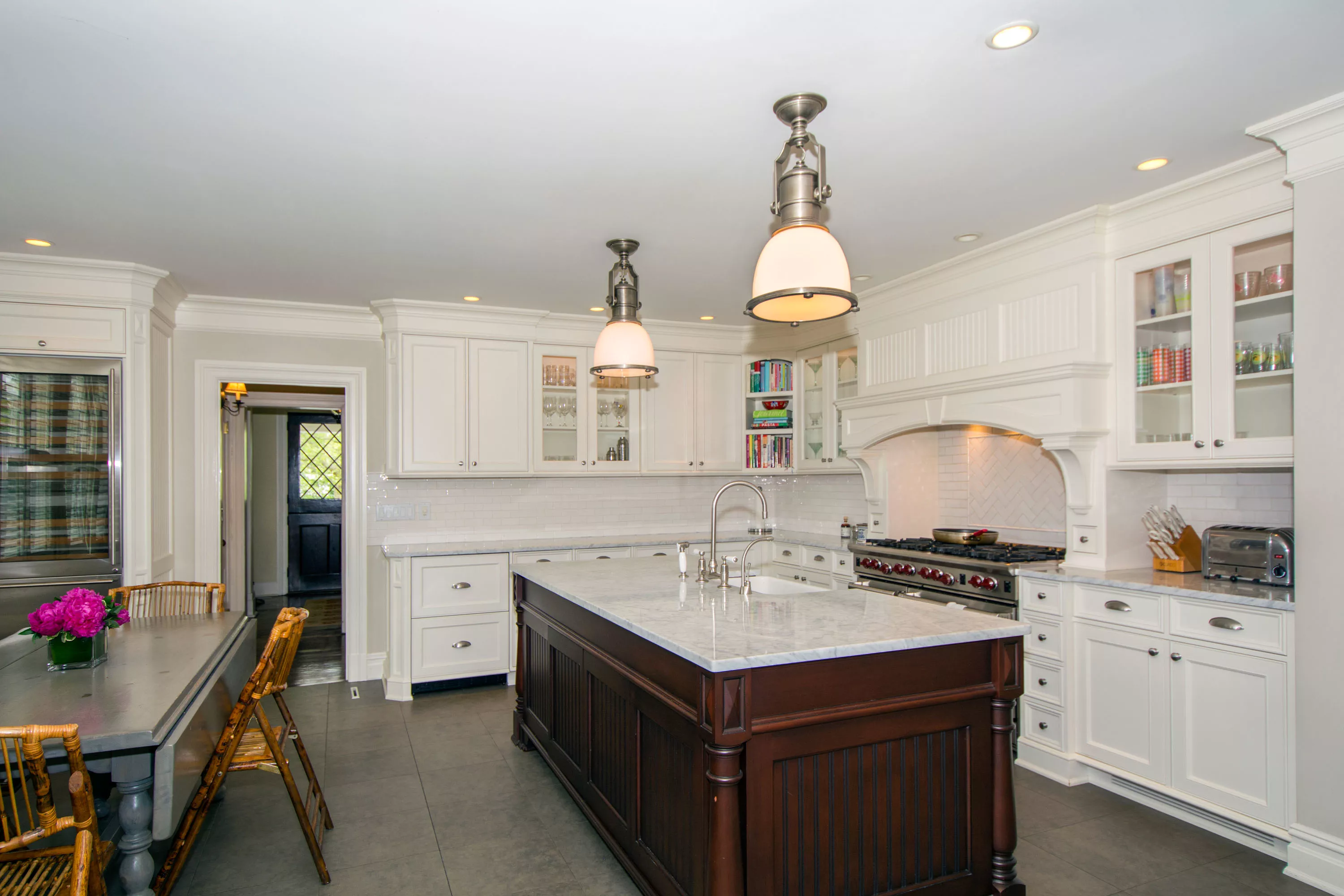 14 Halsey Ave, Westhampton Beach, New York 11978 - 14-halsey-ave-westhampton-beach-ny-07-13-14-56-5656_adtblf