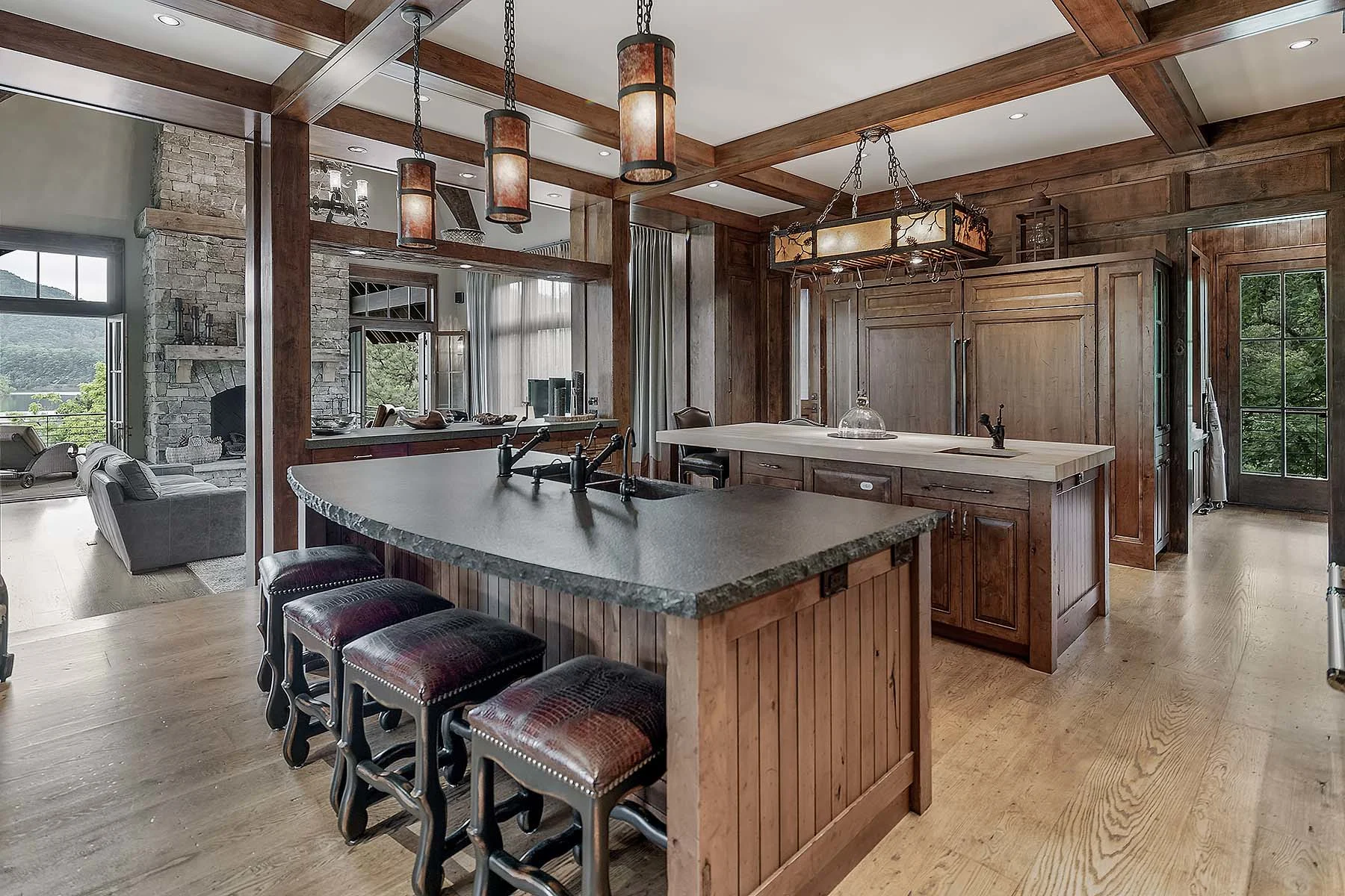 410 Lakewood Drive, Smoky Mountains, North Carolina 28713 - 410-lakewood-drive-bryson-city-north-carolina11_txm7qi