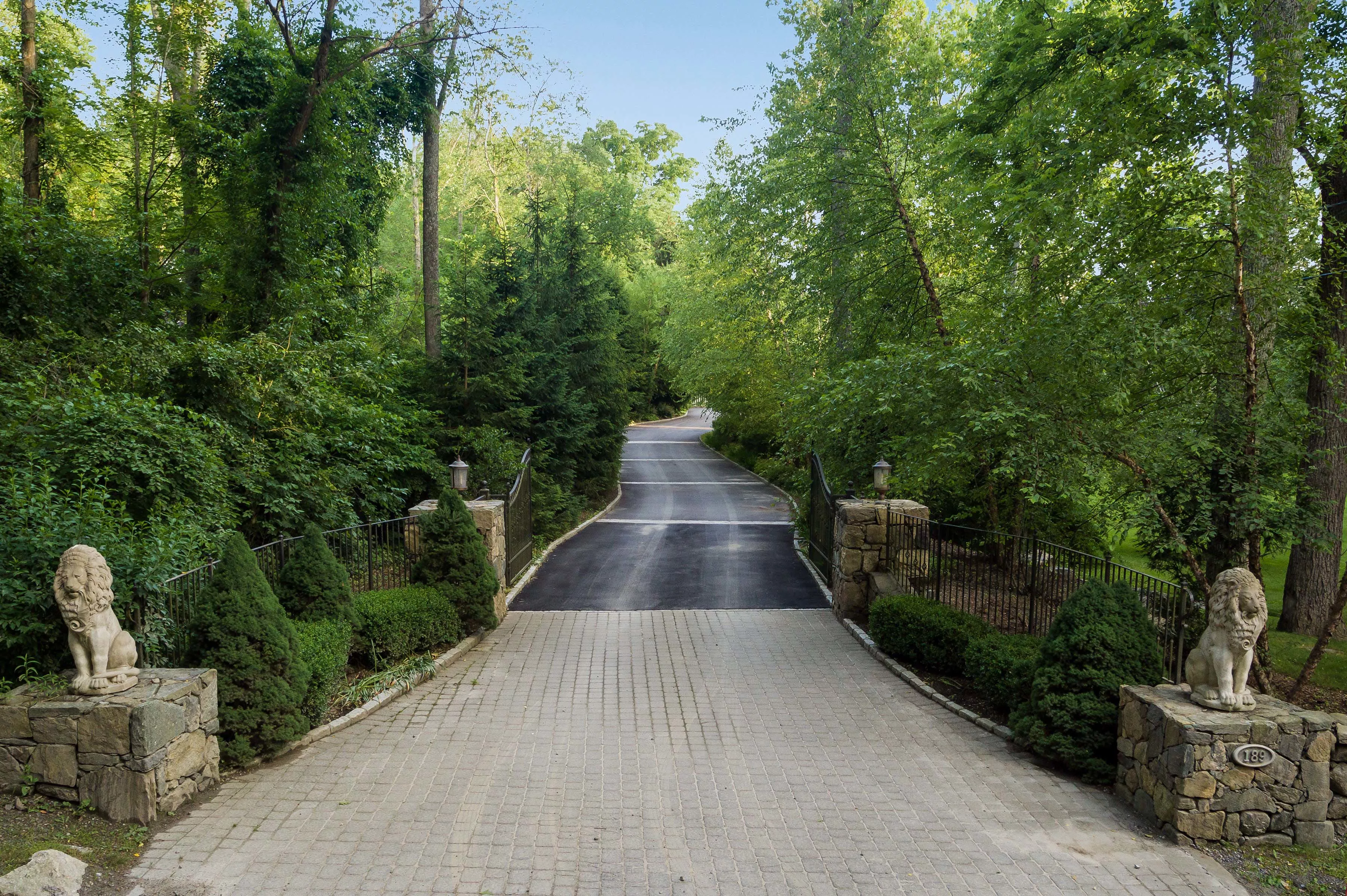 189 Beaver Dam Road, Katonah, New York 10536 - 189-beaver-dam-road-katonah-ny05_zltmlh