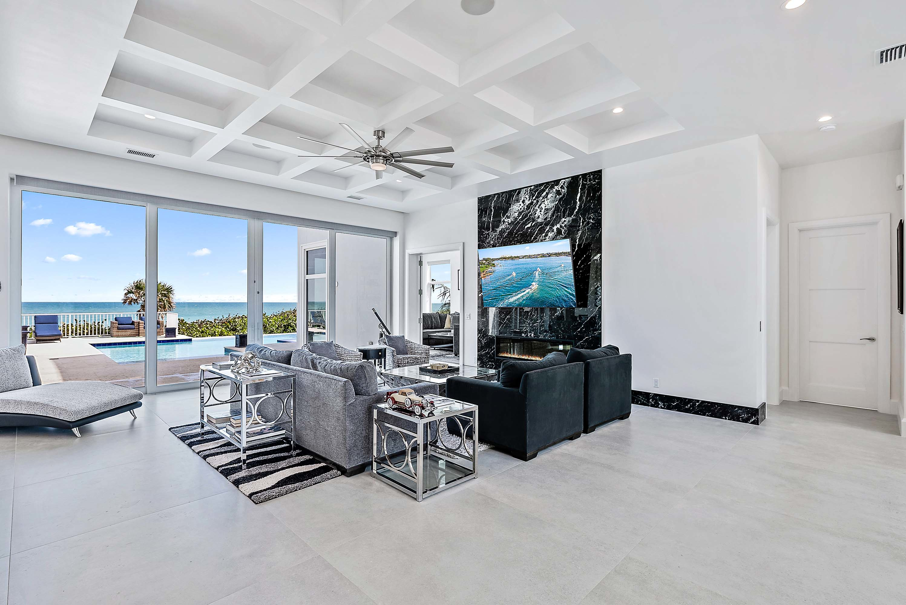 11 7916 South Ocean Drive - Luxury Real Estate - Concierge Auctions