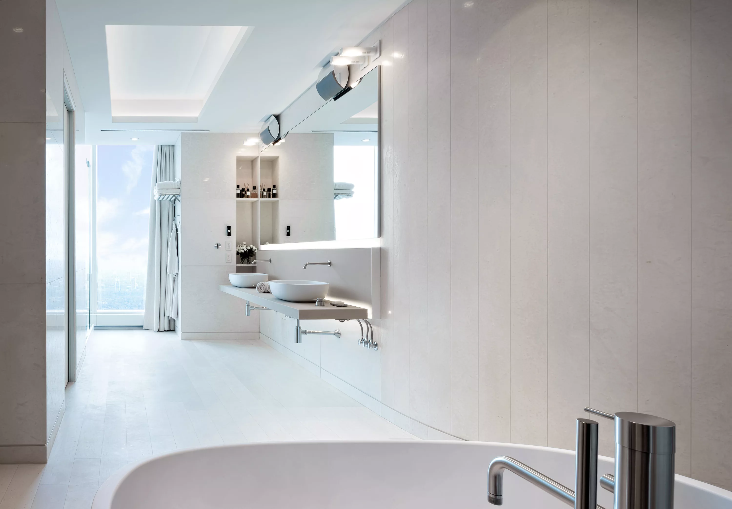 50 Yorkville Avenue, Toronto, Ontario M4W0A3, Canada - 50-yorkville-ave-4403-toronto-canada-luxury-real-estate-11_wyuhjn