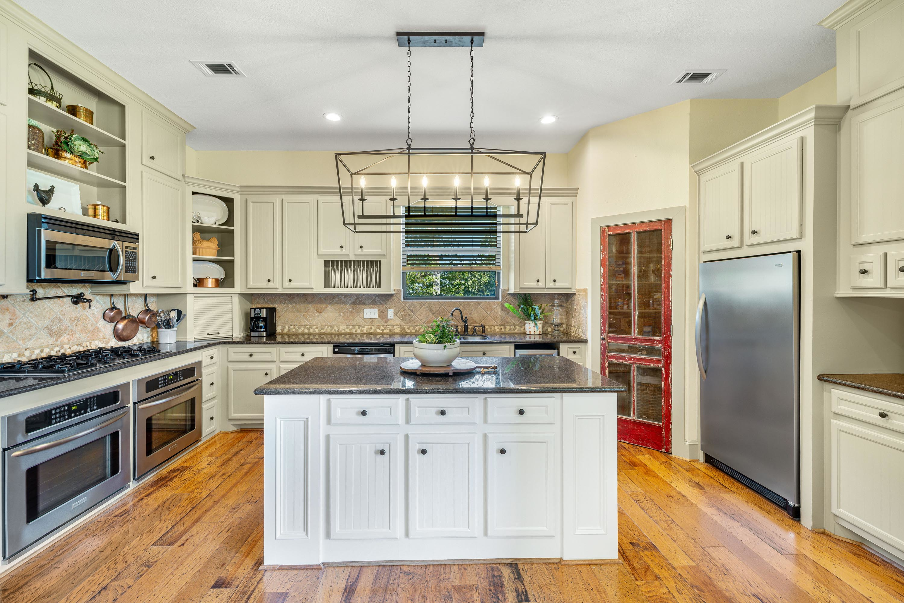 12 5107 Bovista Ranch Rd - Luxury Real Estate - Concierge Auctions