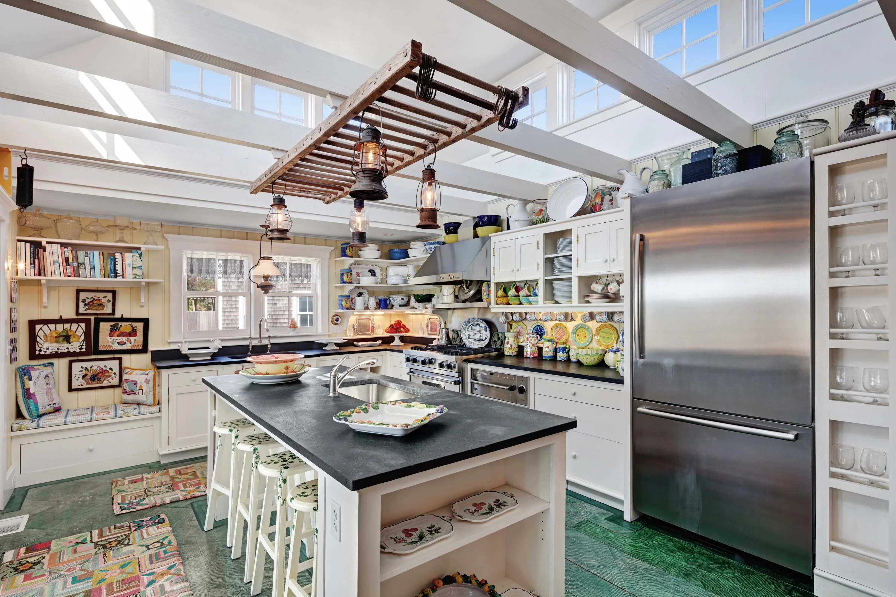 22 Quitsa Lane, Martha's Vineyard, Massachusetts 02535 - 22-quitsa-lane-chilmark-massachusetts_07_e6d43b
