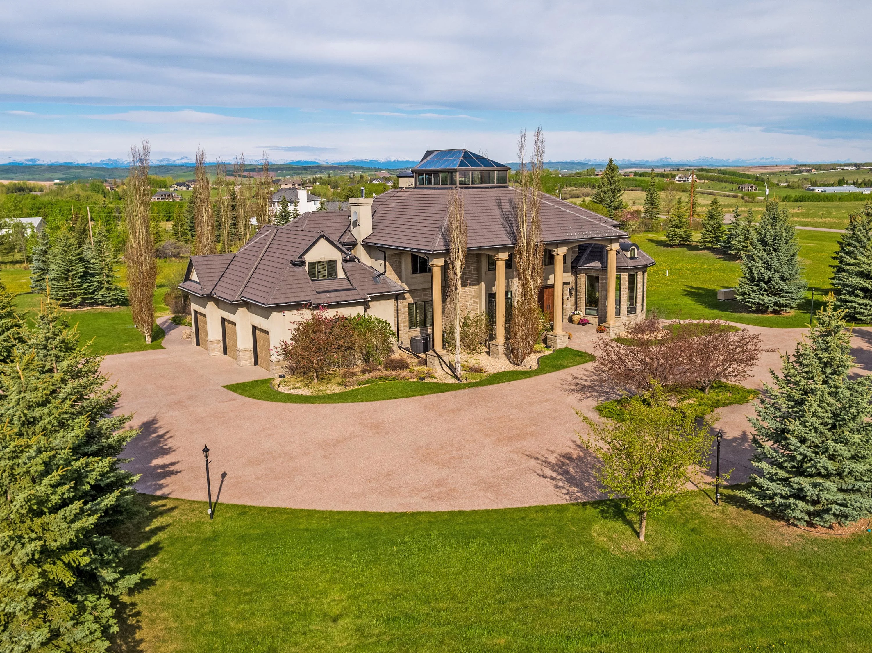 82031 202 Avenue West, Calgary, Alberta T1S 2X2, Canada - 82031-202-avenue-w-foothills-alberta-canada51_al6qx7