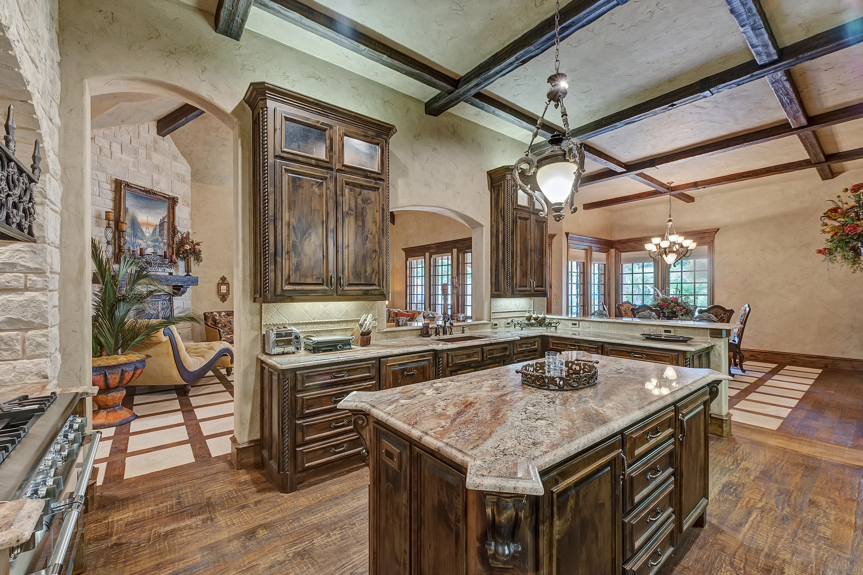 2404 Glade Road, Colleyville, Texas  - 2404-glad-road-colleyville-texas17_tyqdsm