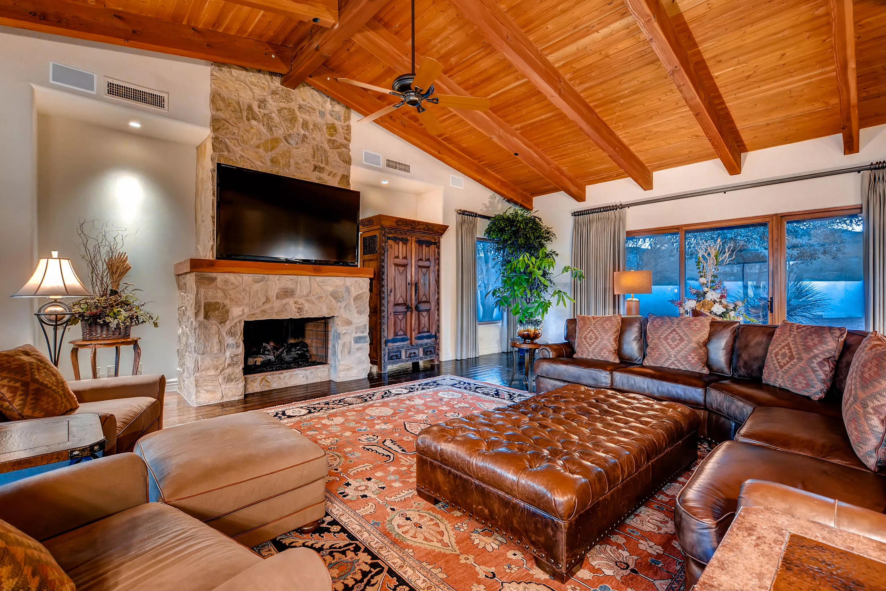 7839 North Foothills Drive South, Paradise Valley, Arizona 85253 - 7839-north-foothills-drive-south-paradise-valley-arizona13-20-00-31-3131_f6rems
