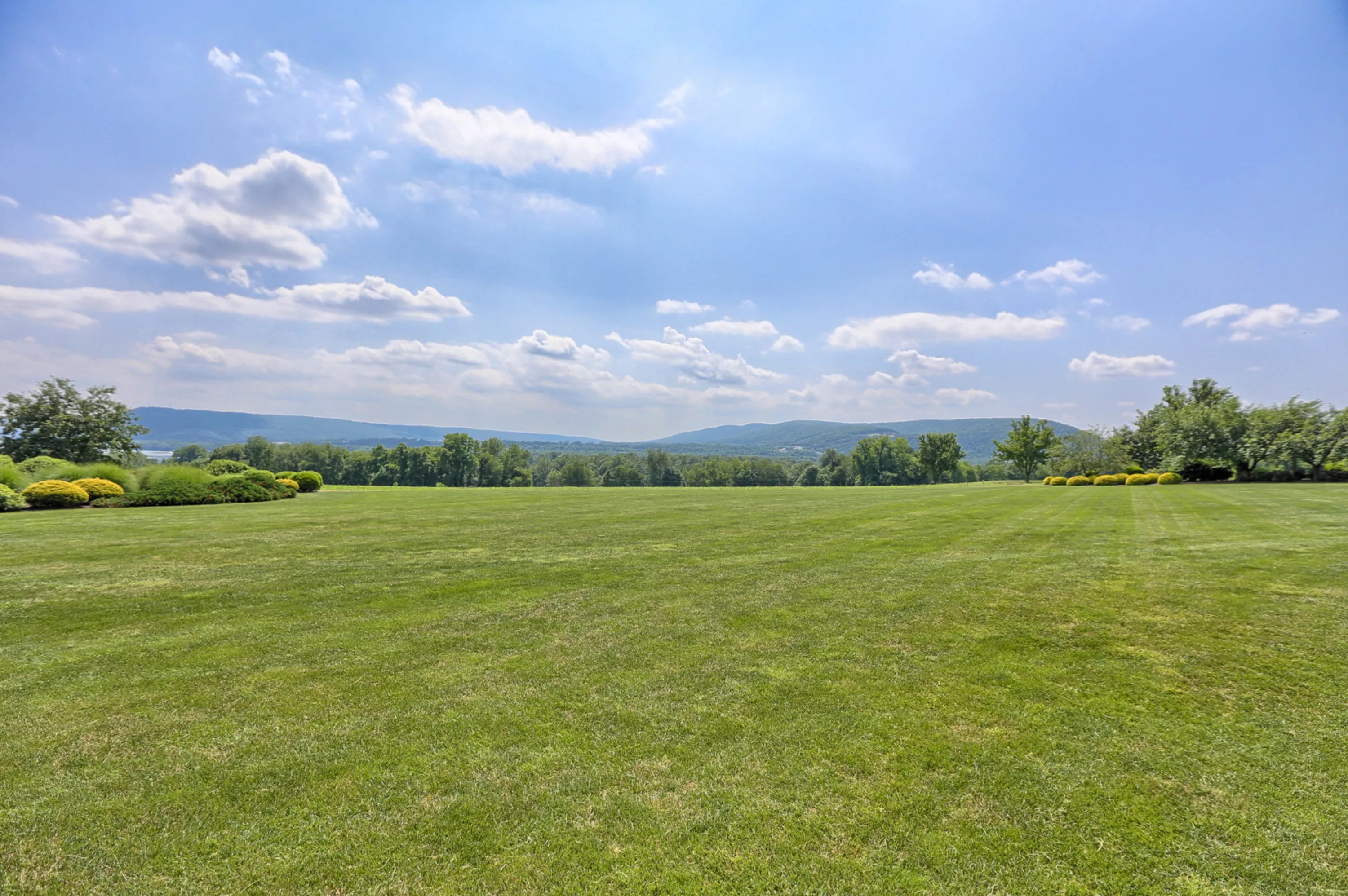 3462 State Route 147, Millersburg, Pennsylvania 17061 - susquehanna-landing-3642-st-rt-147-millersburg-pa-luxury-real-estate-31_tq1p6s