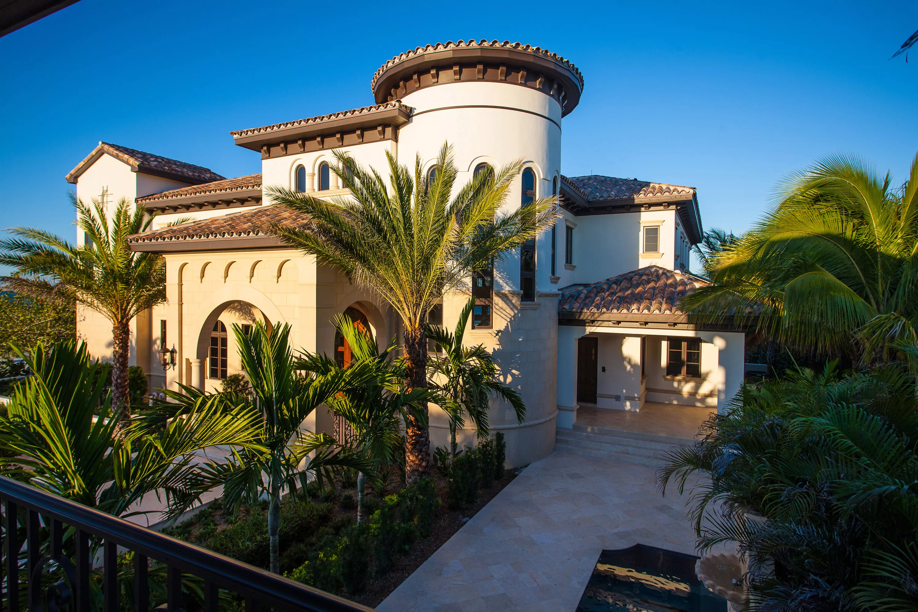 2460 S. Hwy A1A, Vero Beach, Florida 32963 - splendida-dimora-2460-s-hwy-a1a-luxury-real-estate-10_c5tl6e