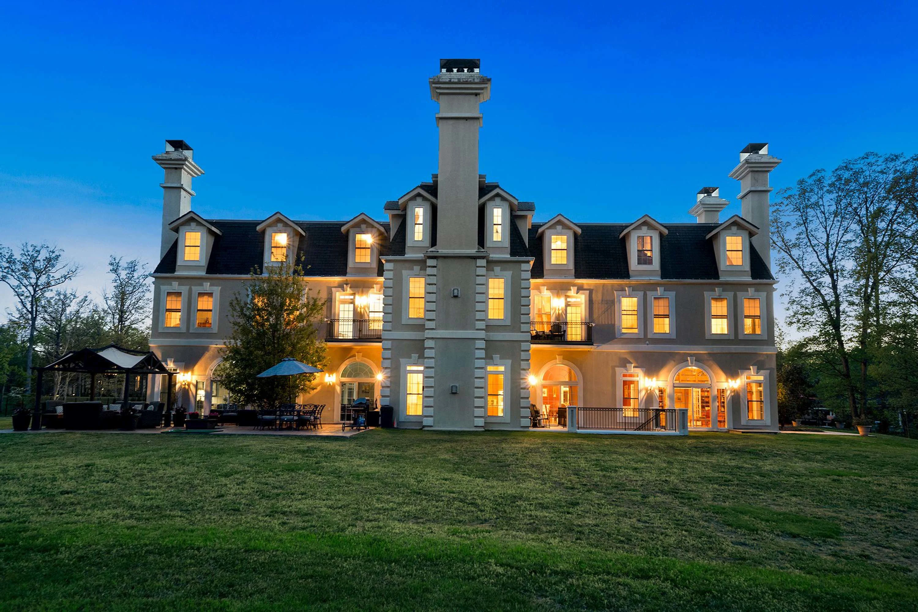 5825 Doyle Road, Near Washington D.C., Virginia 20124 - 5825-doyle-road-clifton-virginia77_fxtqhy