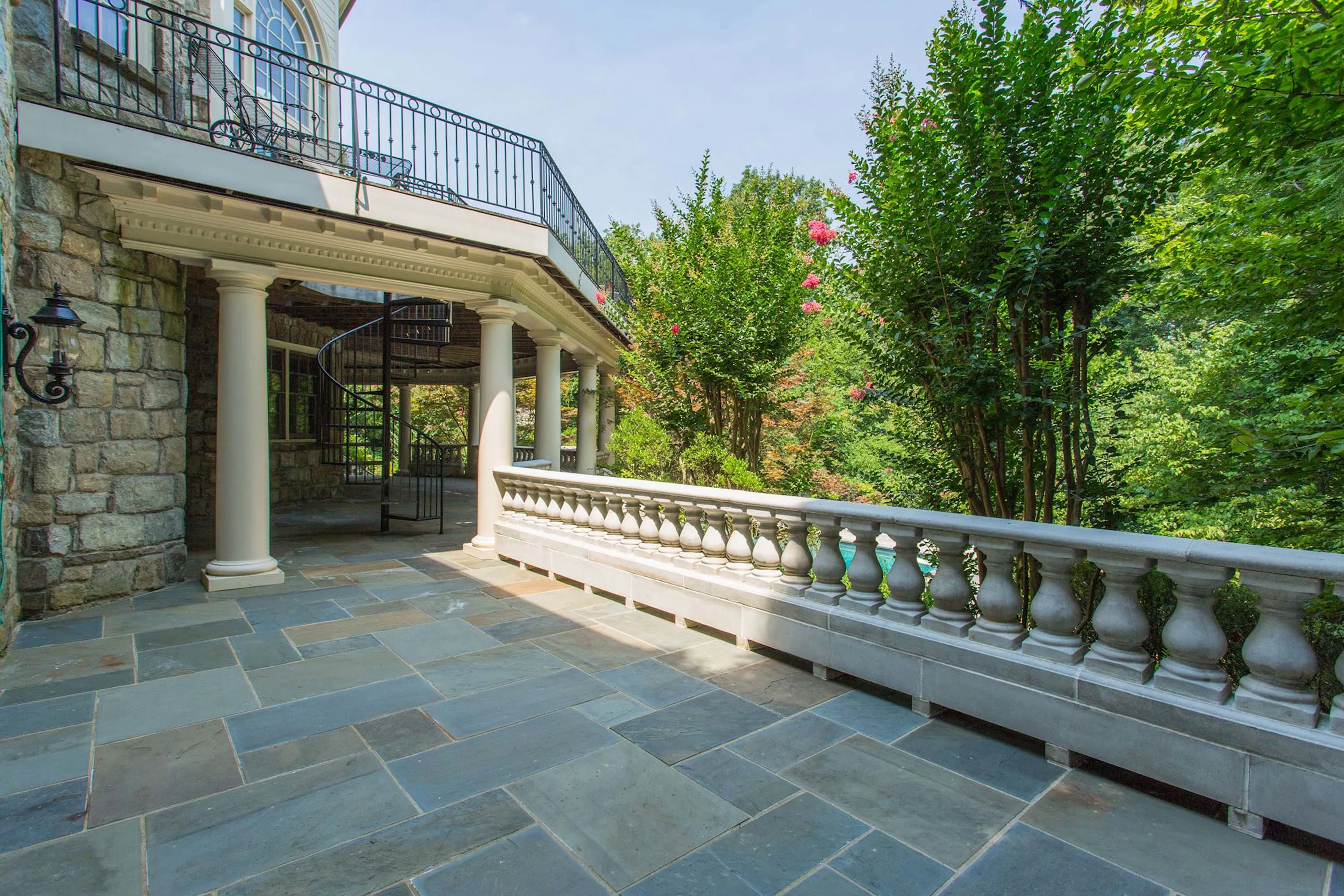 7984 Georgetown Pike, Near Washington D.C., Virginia 22102 - 7984-georgetown-pike-mclean-virginia49_uzccgj