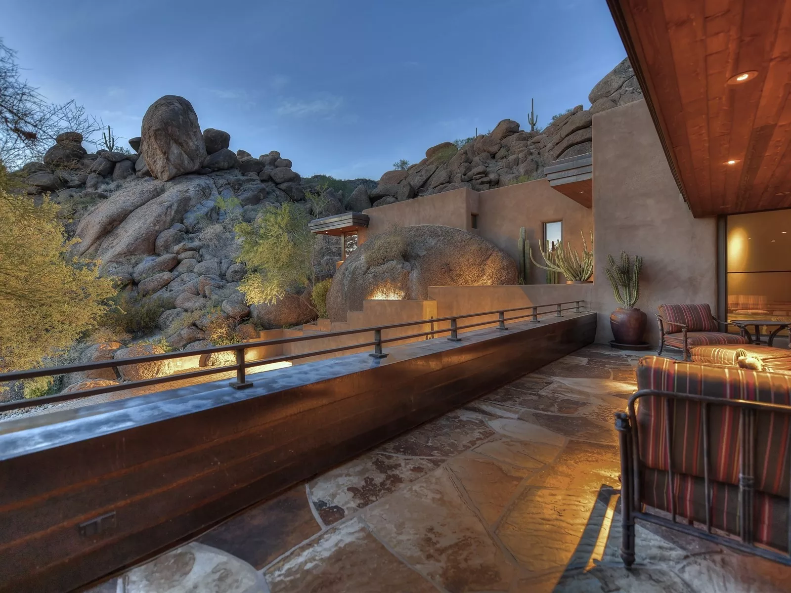 35237 North Ridgeway Dr, Carefree, Arizona 85377 - 35237-North-Ridgeway-Carefree-Arizona06-16-16-09-099_frvwbi