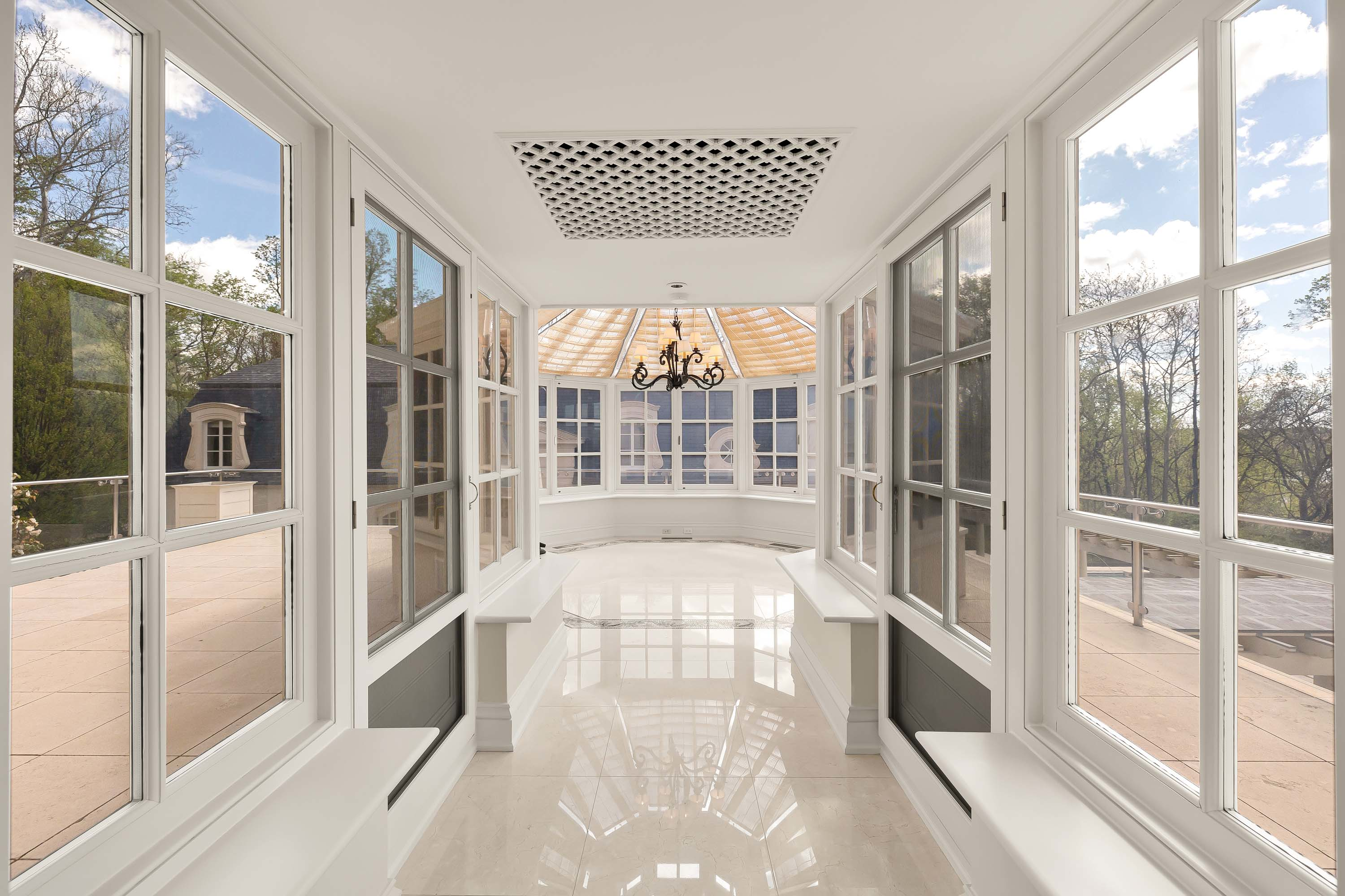 38 11900 River Rd, Potomac, MD 20854 - Luxury Real Estate - Concierge Auctions