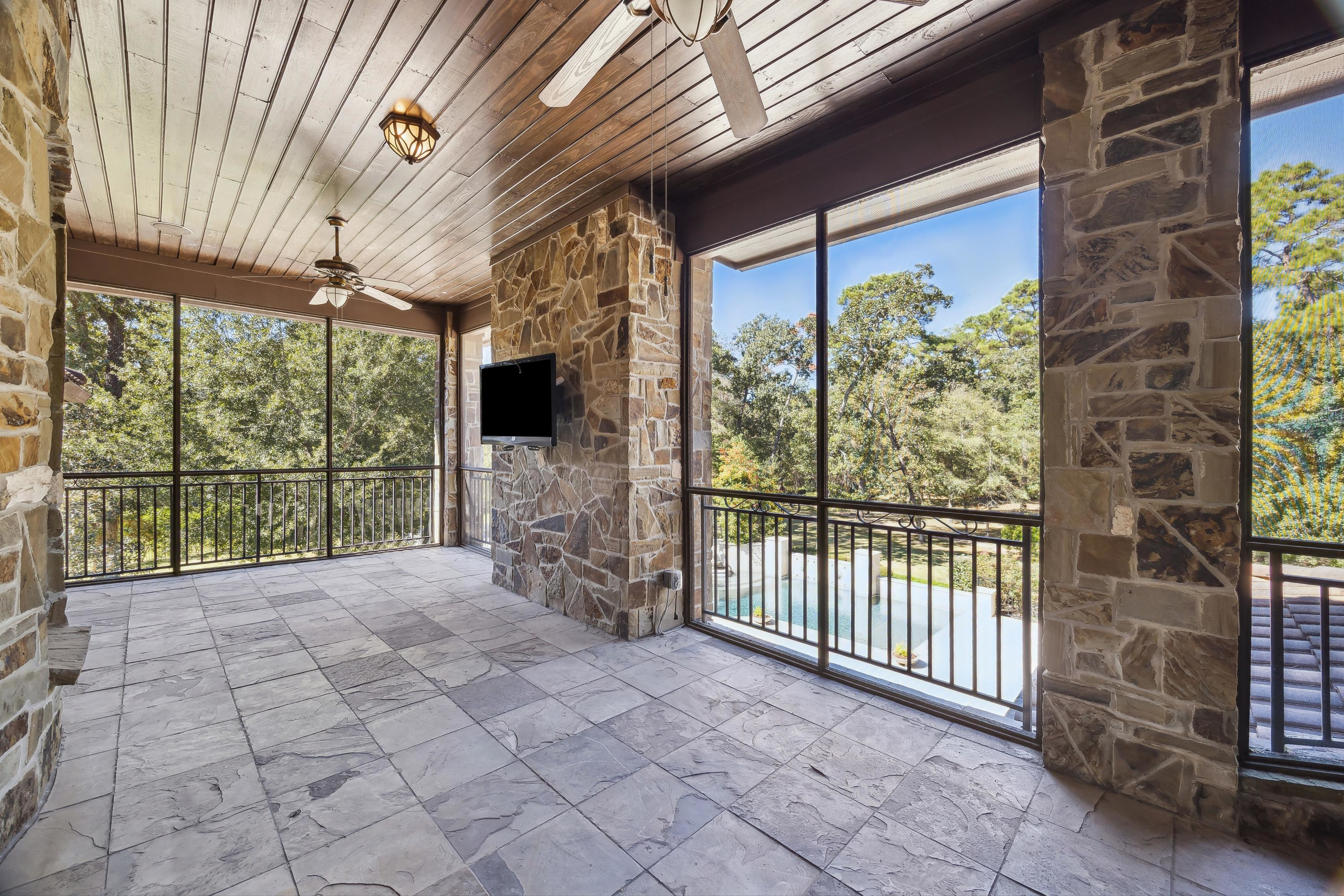 35 27919 Hansons Ct - Luxury Real Estate - Concierge Auctions