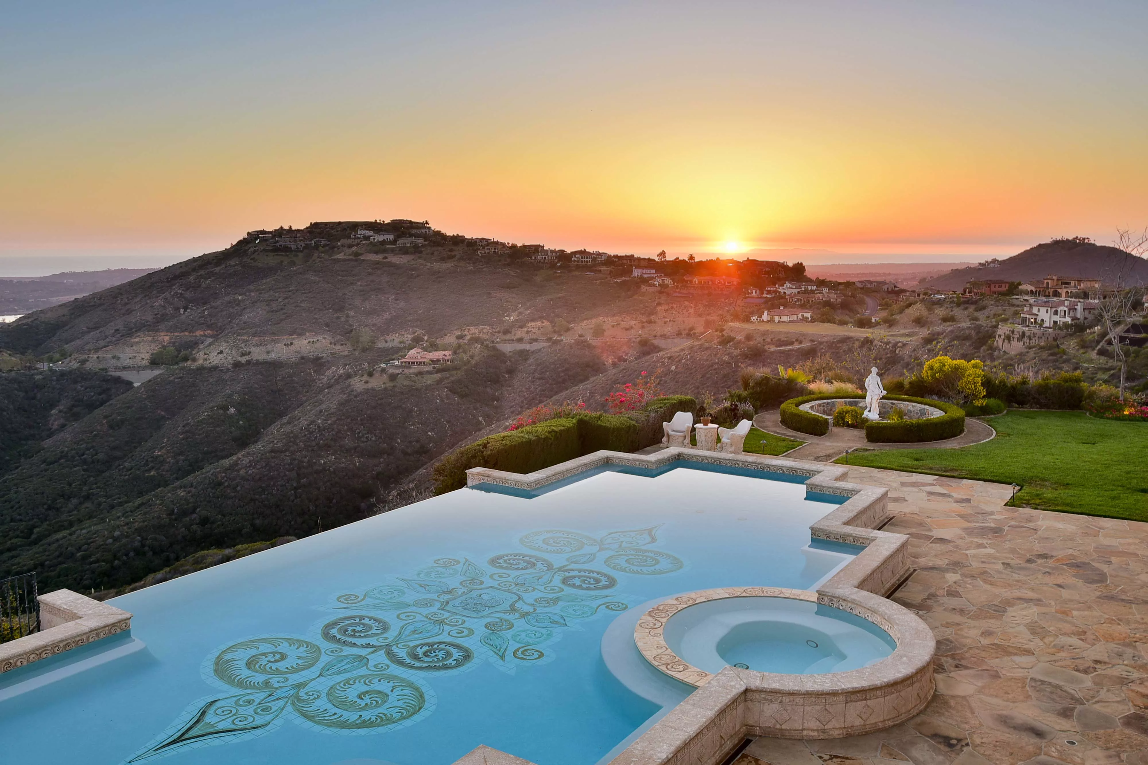 18441 Via Ambiente, Rancho Santa Fe, California 92067 - 18441-via-ambiente-rancho-santa-fe37_khm73g