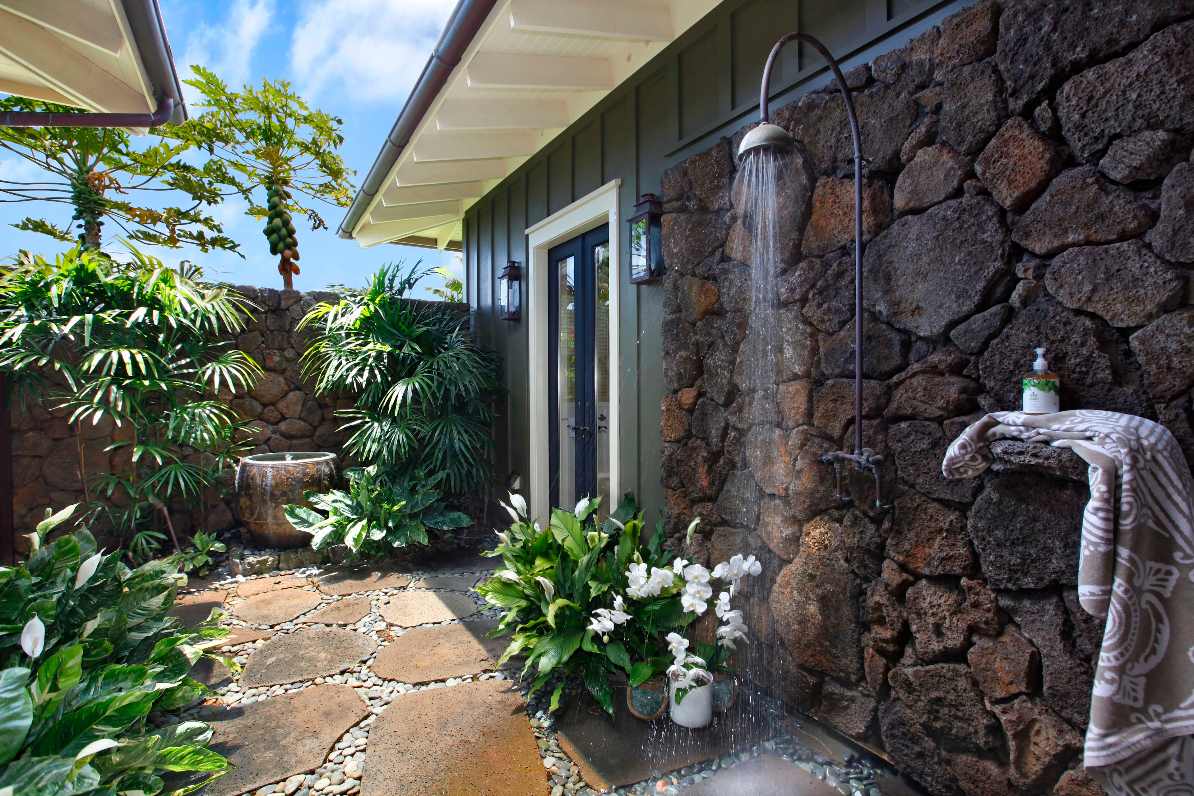 5741 Ka Hookui Place, Poipu, Kauai, Hawaii 96756 - 5741-kahookui-place-koloa-hawaii_17_cp5zmi