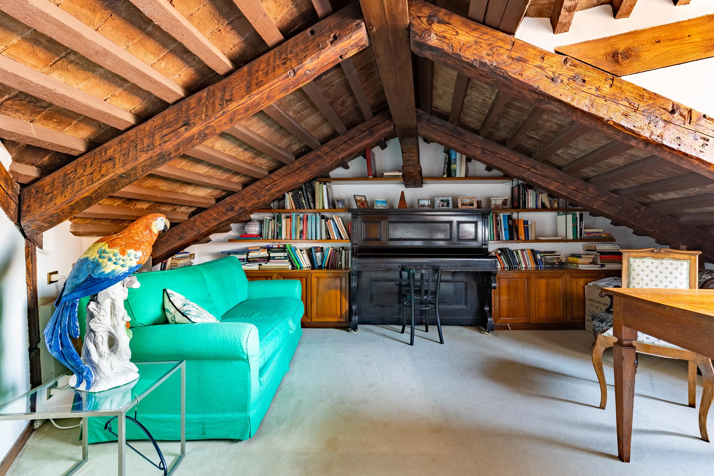 Calle Gregolina, Venice, Venezia 30127, Italy - calle-gregolina-998-venezia-venice-italy22_dvr55q