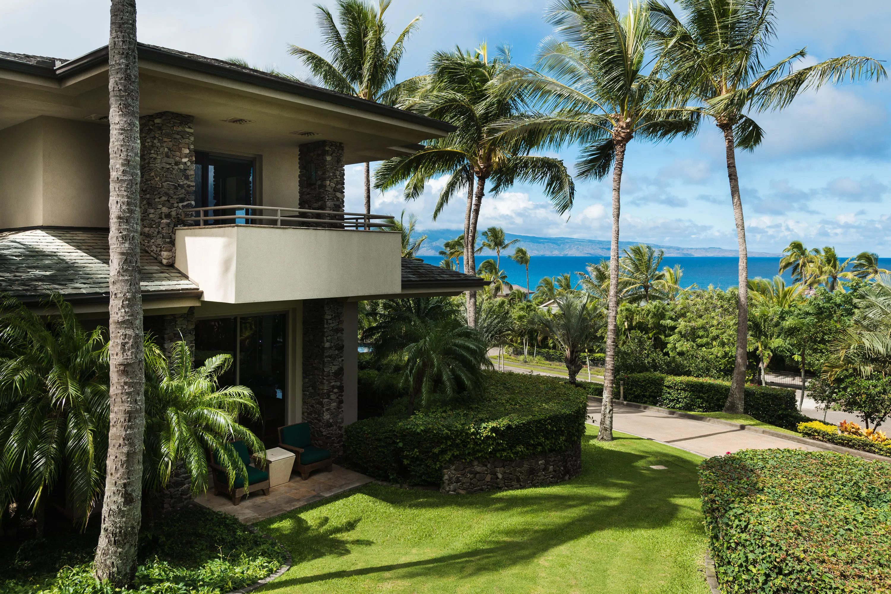 8 Kapalua Place, Kapalua, Maui, Hawaii 96761 - 8-kapalua-place-lahaina-hi-96761-09_eurfw6
