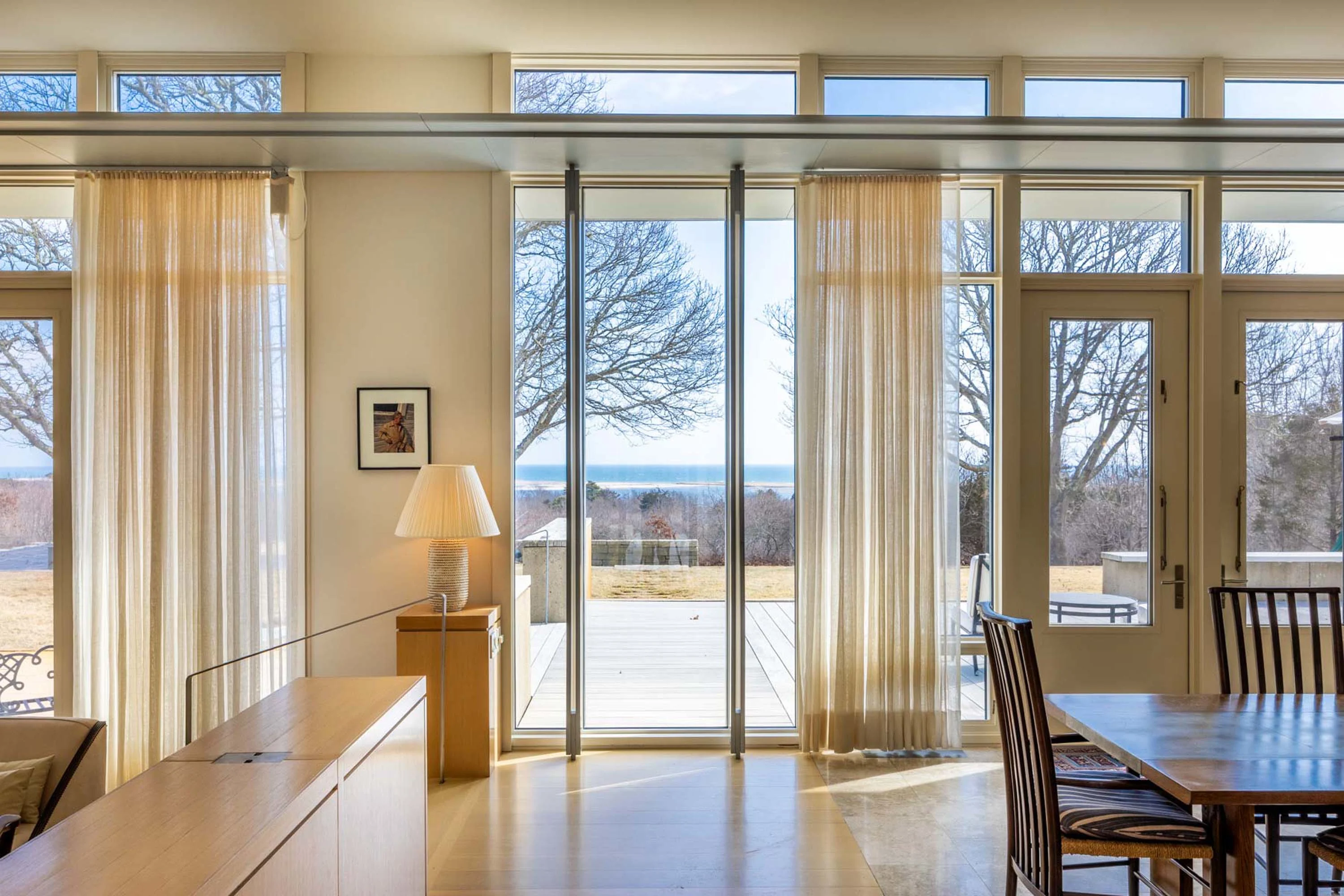 Chilmark House | 8 Snail Road, Chilmark, Martha's Vineyard, Massachusetts 02535 - 10_-_View_from_main_floor_ufmqdc