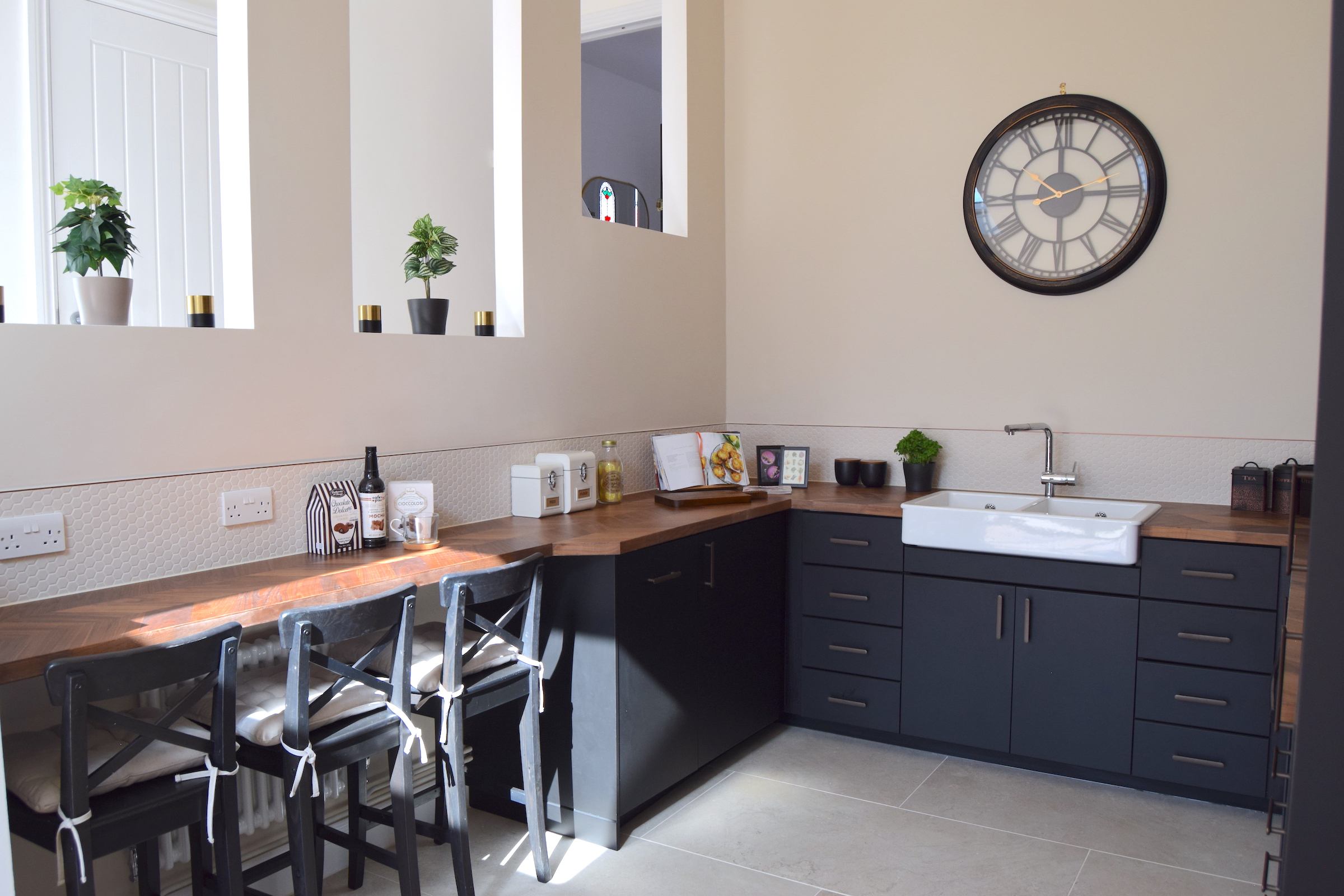 Kitchen Bar