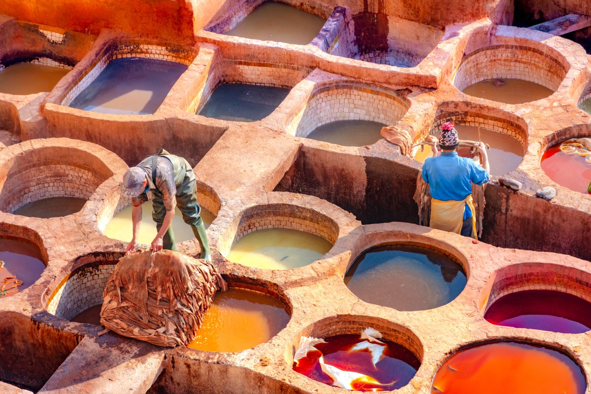 3-morocco-fes-tannery-1