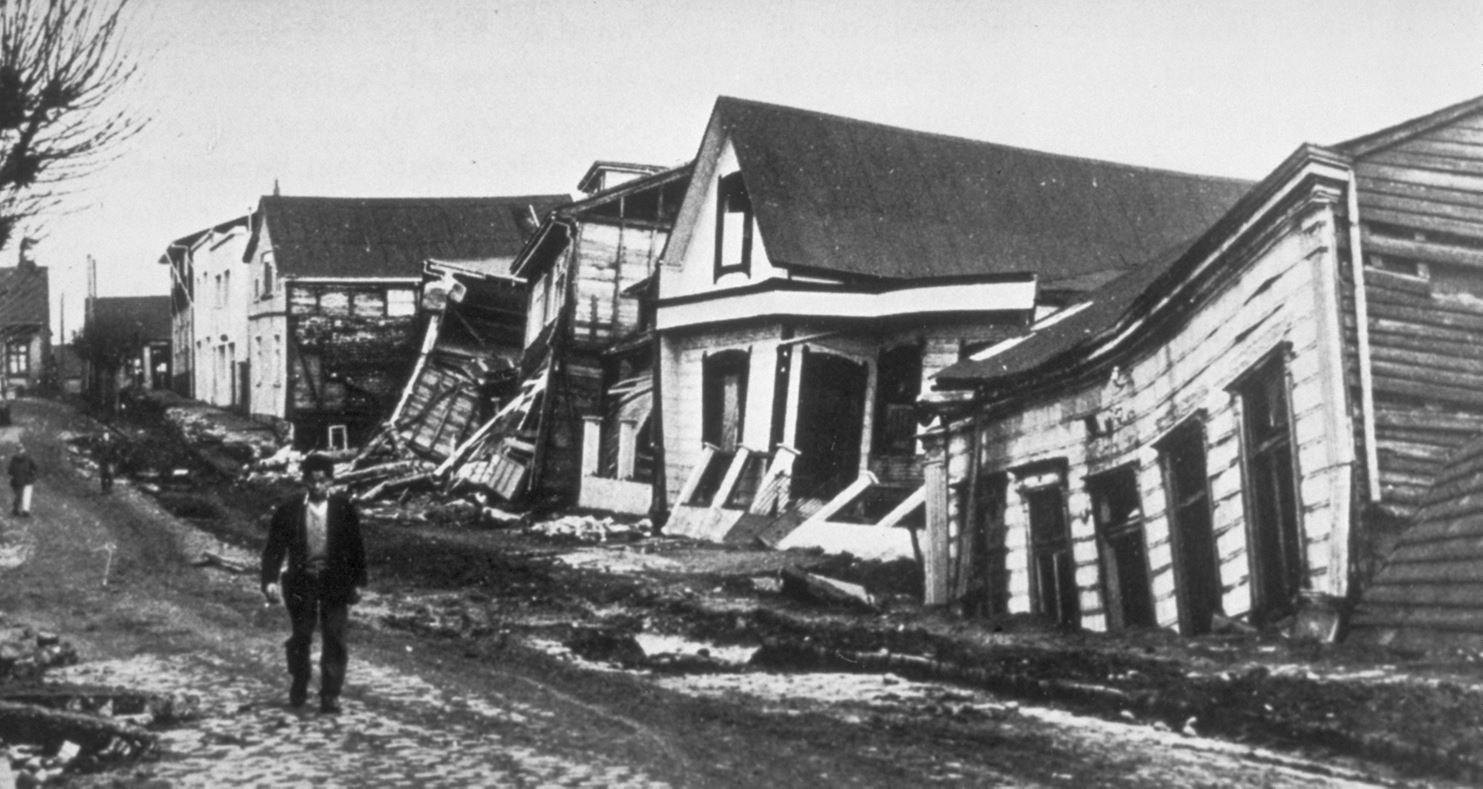 Valdivia after earthquake 1960