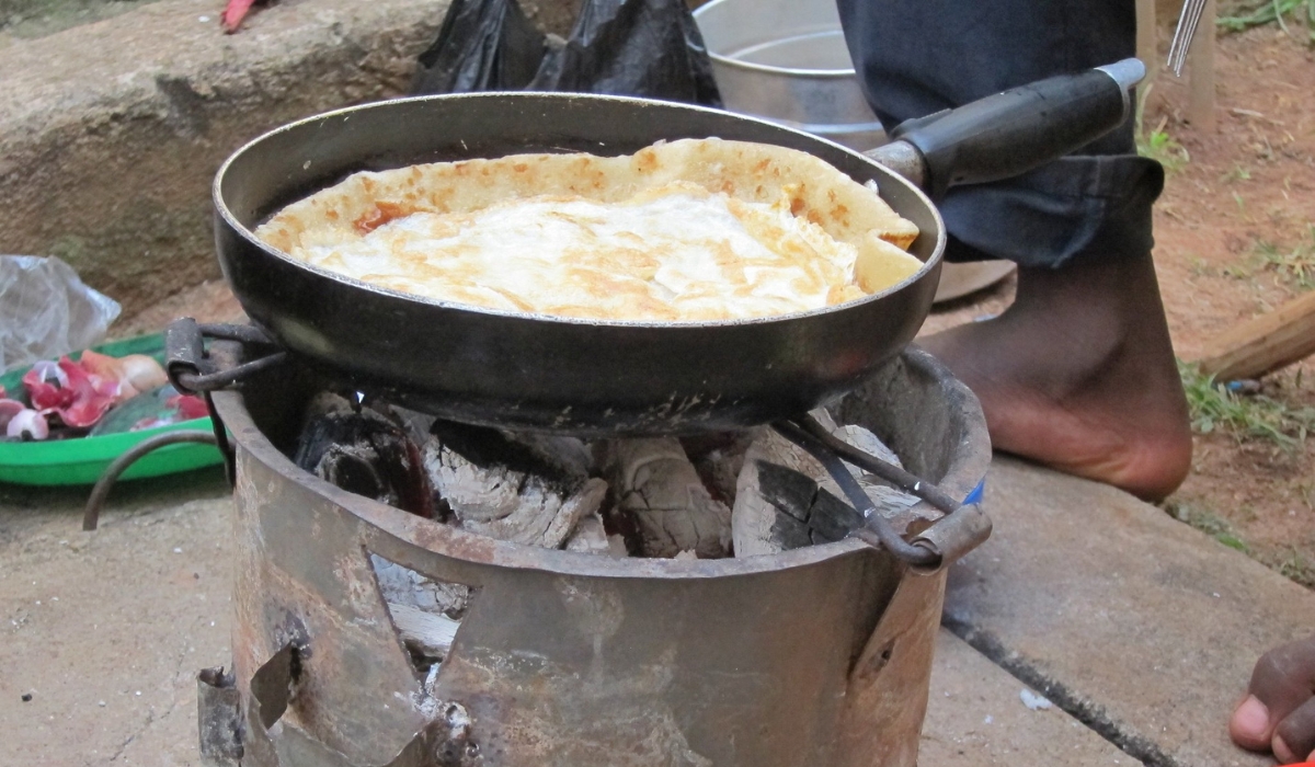 Cooking Ugandan Rolex food