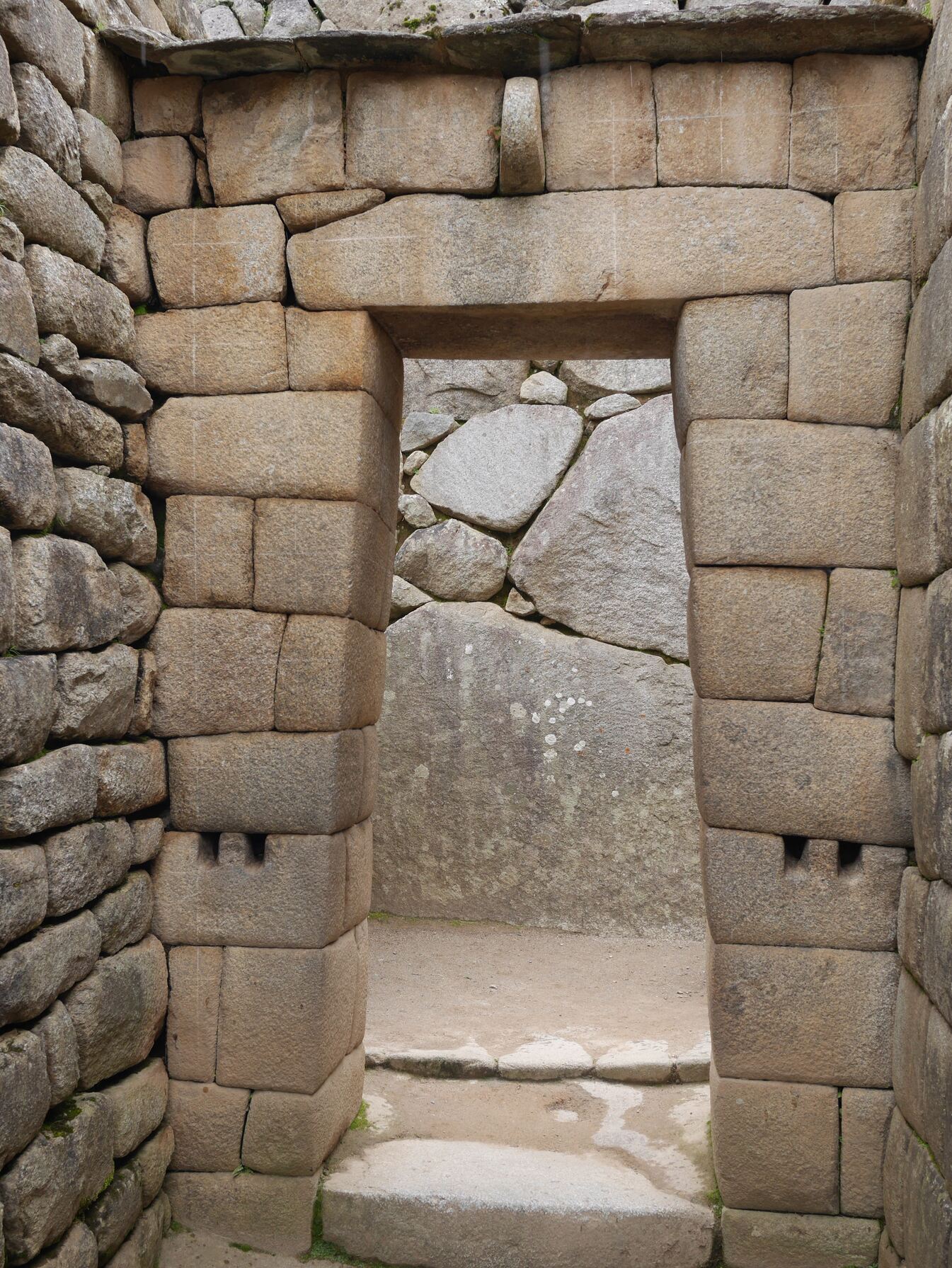 Inca gate