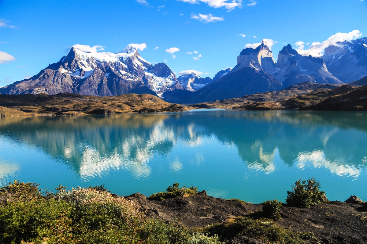 Patagonia’s wild beauty offers solo travelers the perfect mix of adventure and tranquility. 