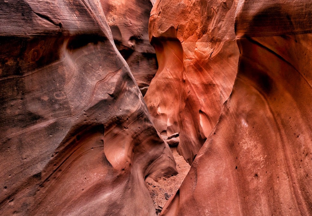 slot canyon escalante