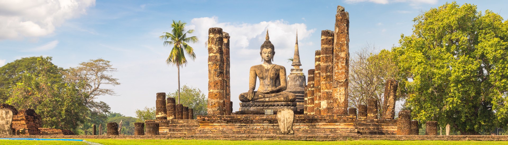 Wat Mahathat temple Buddha statue in Ayutthaya, Thailand