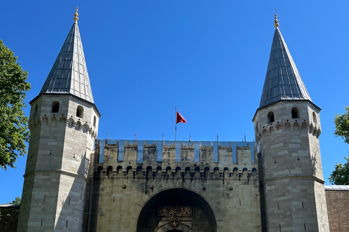 Stepping into history—this iconic gate at Topkapi Palace once welcomed Ottoman sultans into a world of opulence, intrigue, and imperial power. (Photo: Adam Laughter) 