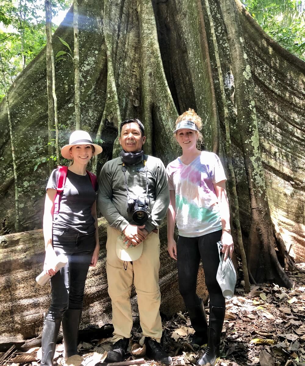 Destination experts and guide in the rainforest