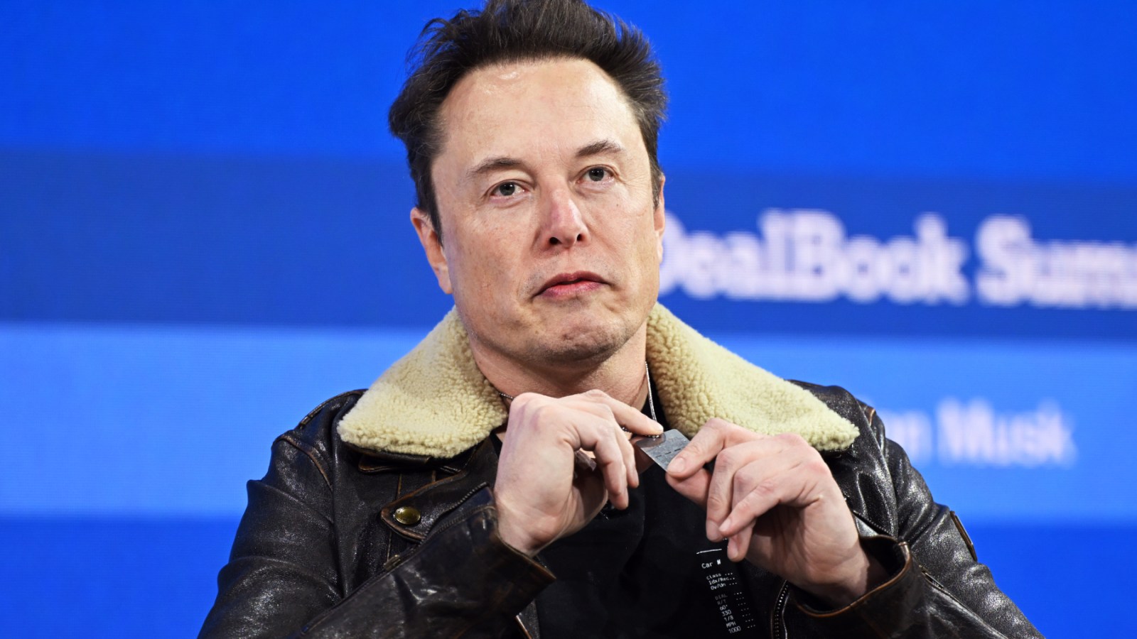 Elon Musk Marks Reinstating Alex Jones With Live Twitter Chat