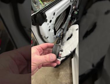 Tesla Model 3 Window Regulator Failure! 🤔🪟 #tesla #model3 #fail #shorts