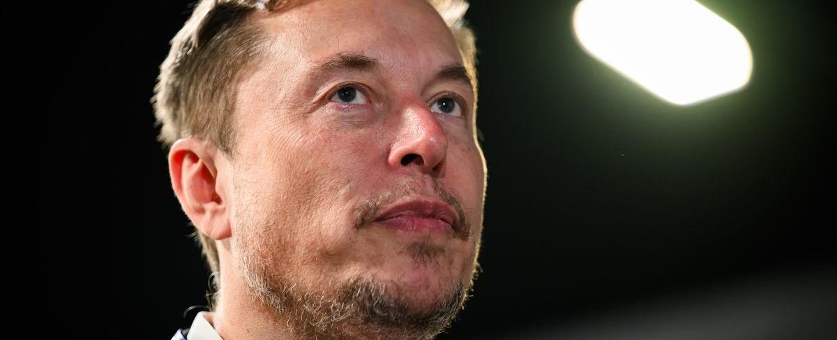 Elon Musk loses another one: Sony is disabling Twitter integration on PlayStation consoles next week