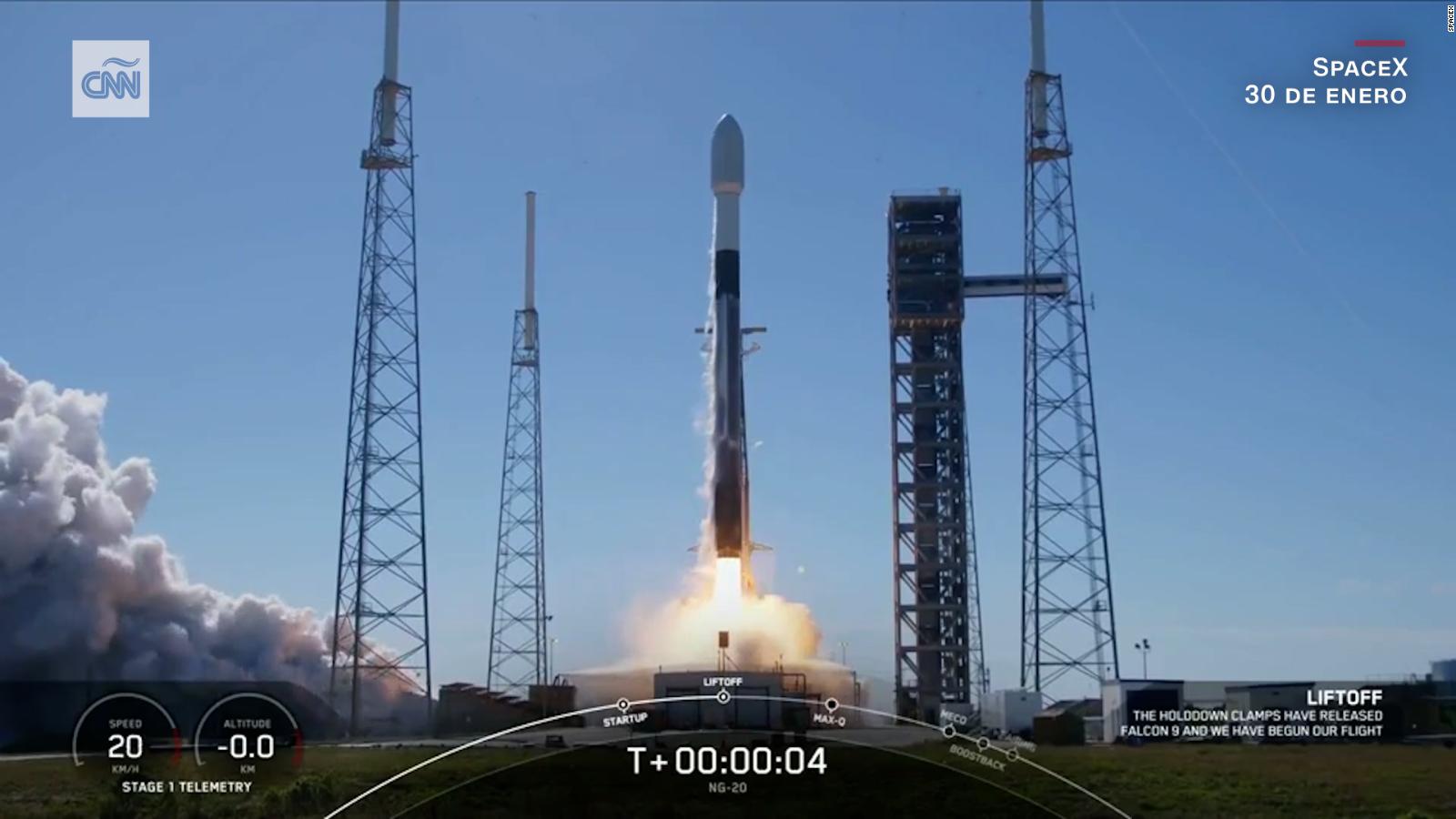 Así fue el lanzamiento del cohete SpaceX Falcon 9 con la nave de carga Cygnus