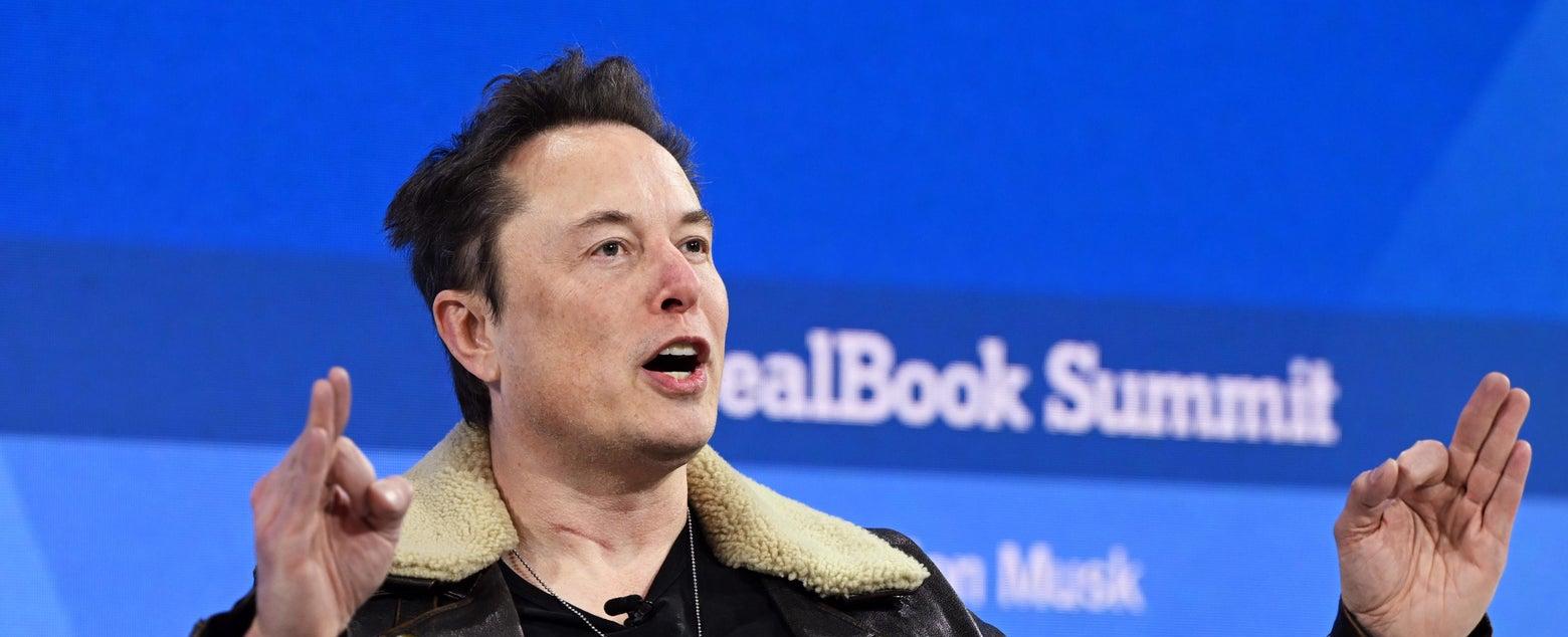 Elon Musk said something very rude and mean to advertisers. It’s because he wants Twitter to die.