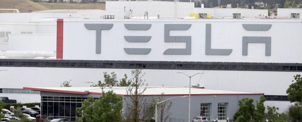 Tesla boosts pay for US factory workers that the UAW wants to unionize