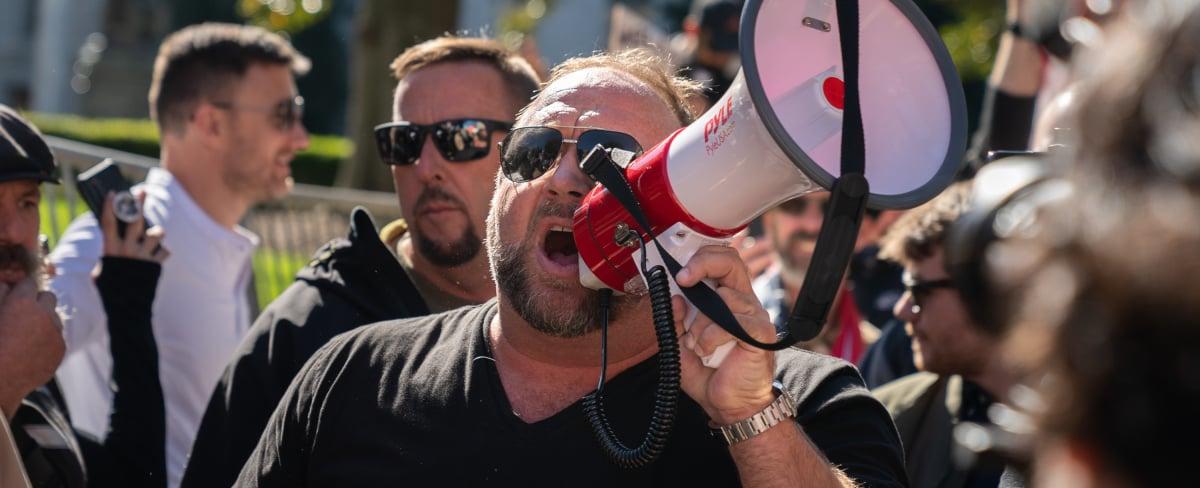 Elon Musk reinstates Alex Jones and Infowars on X / Twitter