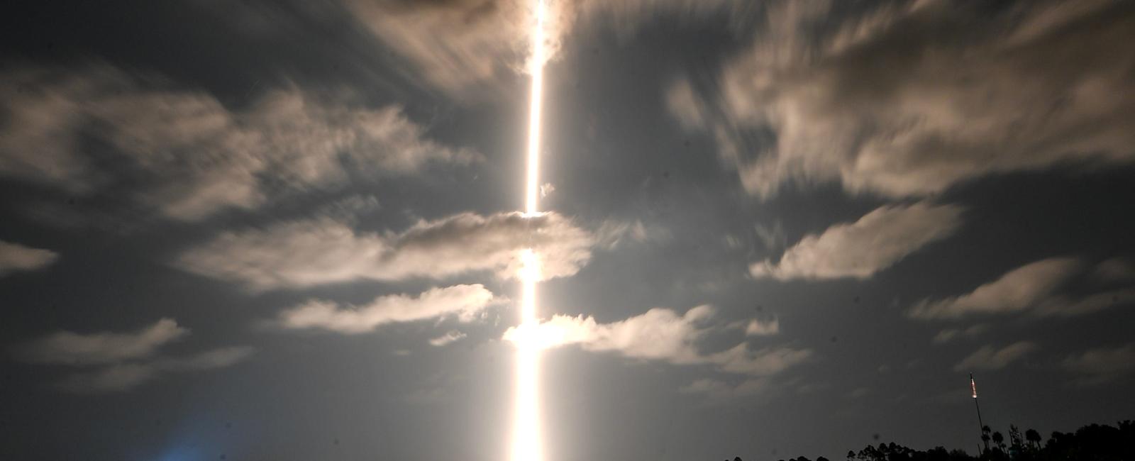 Cape weather looks good early Monday for a SpaceX Falcon 9 launch