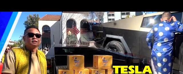 Xe tải điện Tesla CyberTruck chở nước mắm cá cơm Mỹ, gặp ông Ngô Kỷ ở phố Hoa