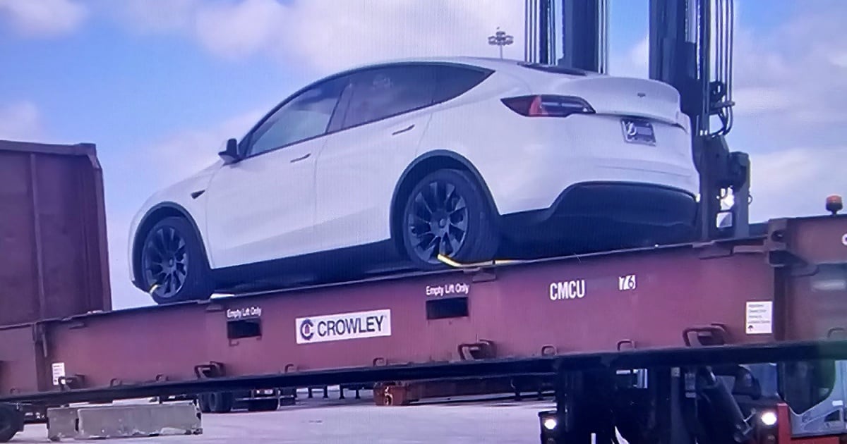 Salen a la luz detalles sobre auto Tesla recién arribado a Cuba