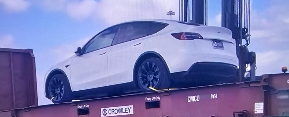 Salen a la luz detalles sobre auto Tesla recién arribado a Cuba