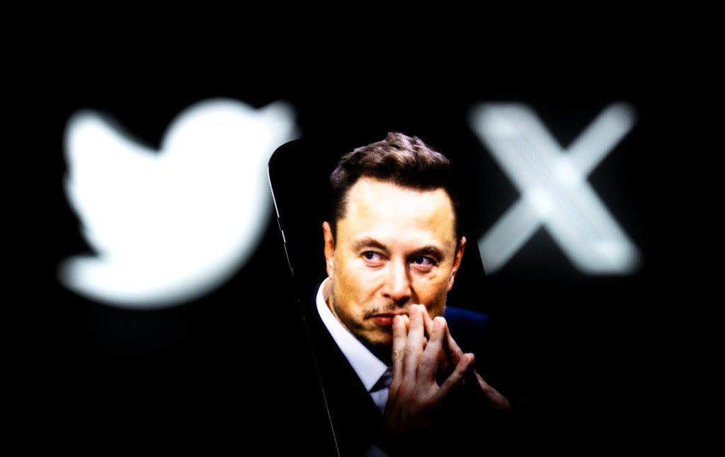Twitter Back Up After Elon Musk Platform Suffers Global Outage