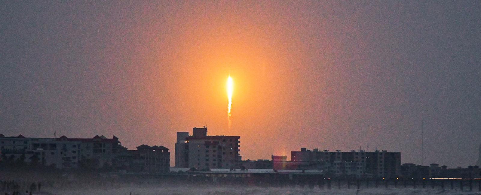 SpaceX Falcon 9 breaks through low clouds Monday on Starlink launch