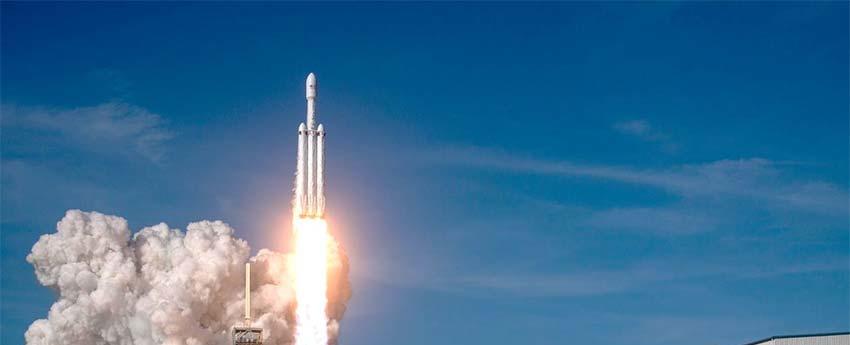 SpaceX's Falcon Heavy Launch: Elon Musk's Galactic Ambitions Take Center Stage! - ViralyX