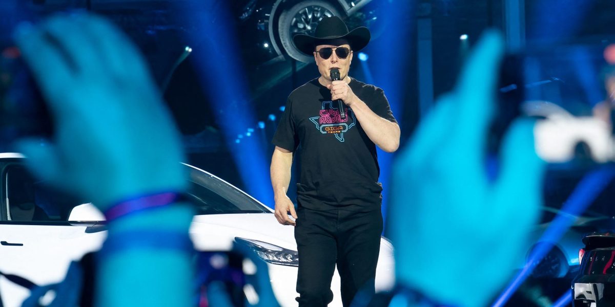 Tesla robot attacks worker in Austin factory and leaves them bleeding