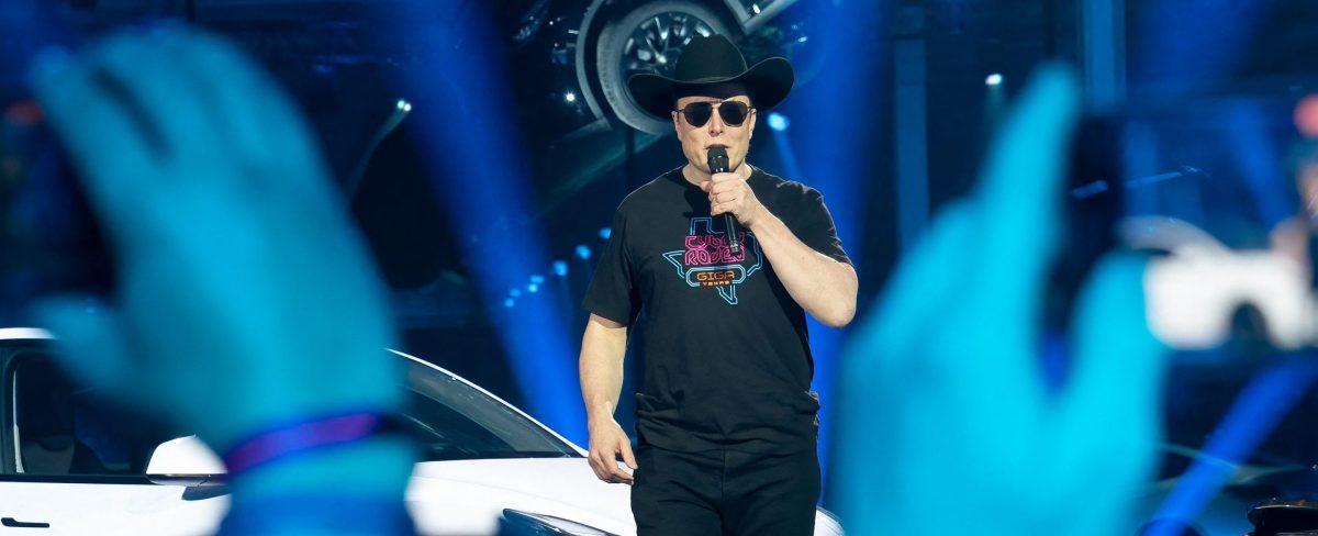 Tesla robot attacks worker in Austin factory and leaves them bleeding