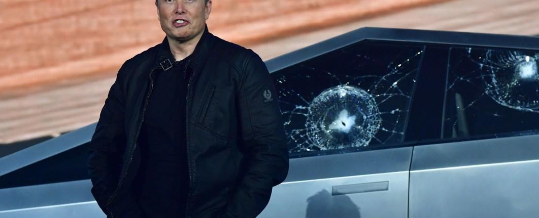 Elon Musk is selling Tesla beers to celebrate Berlin Gigafactory — at over $30 a bottle - Autoblog