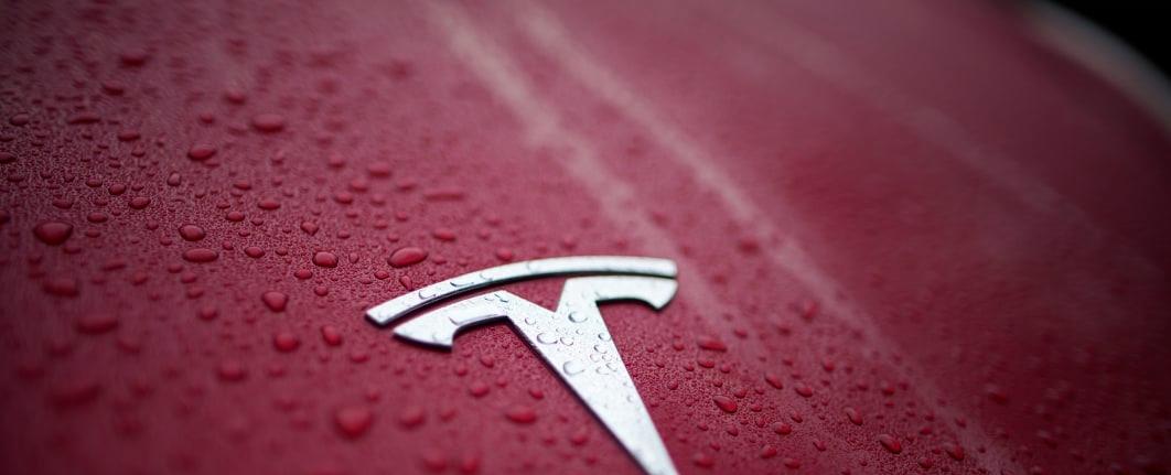 Tesla abandons Mercedes battle to take on the likes of Ford - Autoblog